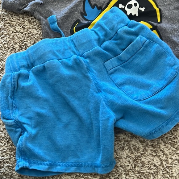 Shorts and t shirt  boys Tucker and Tate toddler outfit from Nordstrom size 2T - Picture 5 of 6